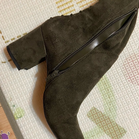 boot - Picture 2 of 5